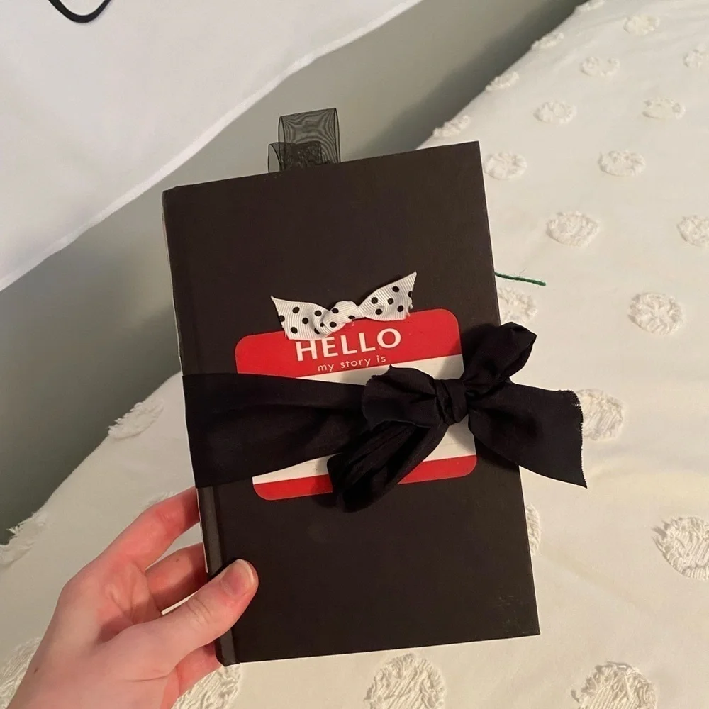 N/A unique book